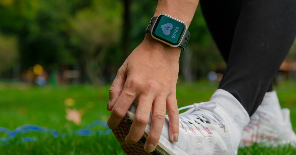 Apple Watchはいらない？後悔するパターンは？8年使ってみて感じたこと（アイキャッチ）