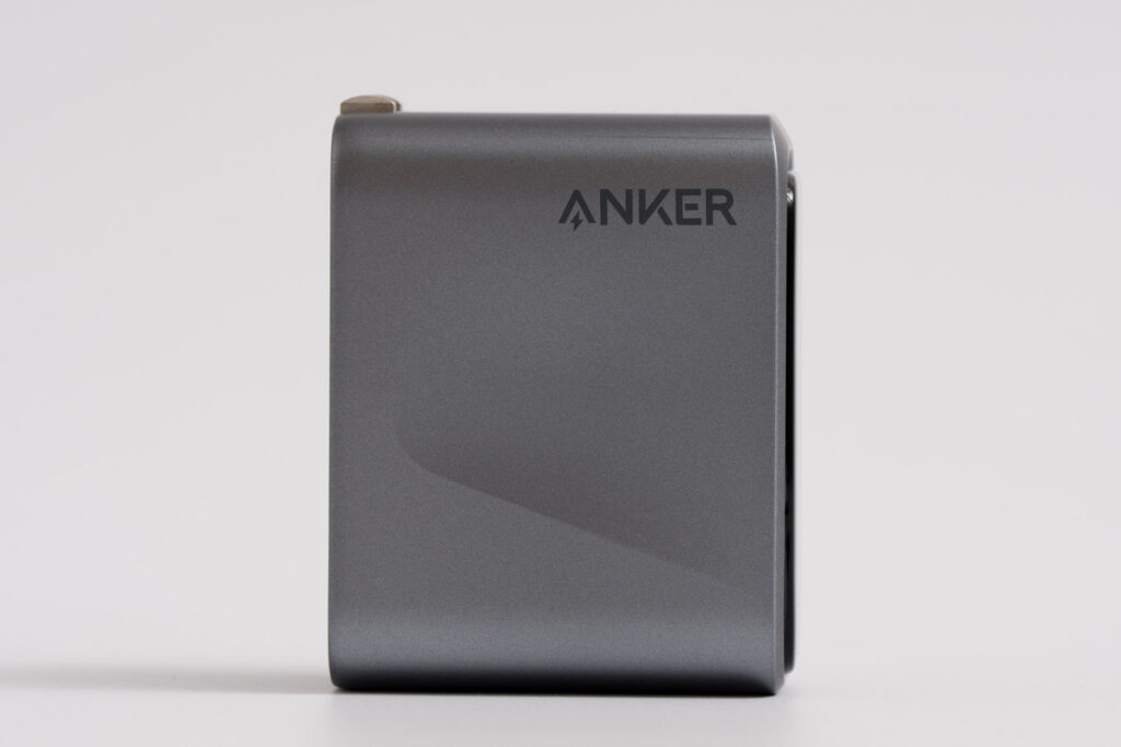 Anker Prime Charger (160W, 3 Ports)をレビュー│出力配分をカスタムできる次世代充電器 8 Anker Prime Charger (160W, 3 Ports)のデザイン