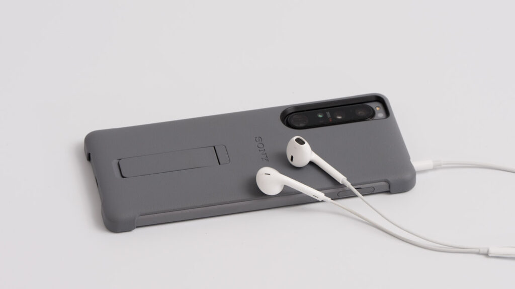 【レビュー】Apple純正の有線イヤホン「EarPods」が実は優秀な理由 20 apple earpods review 8