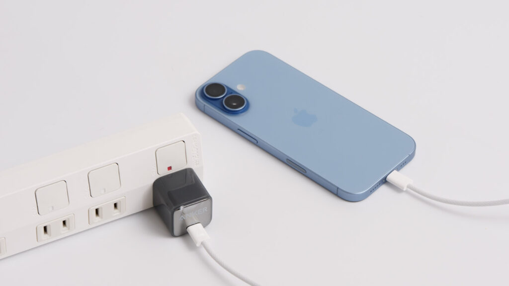iPhone充電器のおすすめは?用途別に「失敗しない選び方」と有線・ワイヤレスの最適解を解説 16 iPhone 17とAnker 511 Charger (Nano Pro)