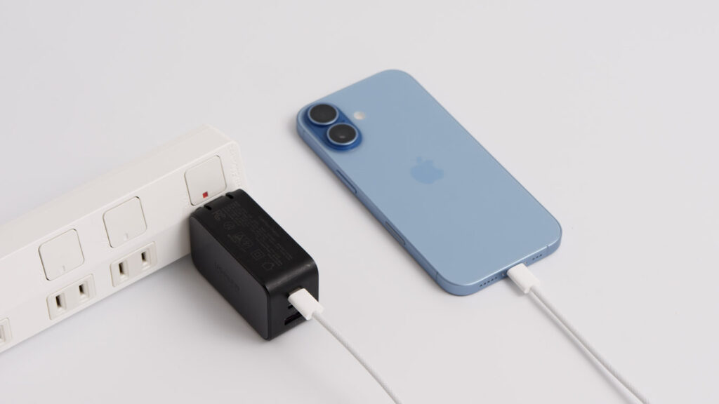 iPhone充電器のおすすめは?用途別に「失敗しない選び方」と有線・ワイヤレスの最適解を解説 40 iPhone 17とUGREEN Nexode 65W