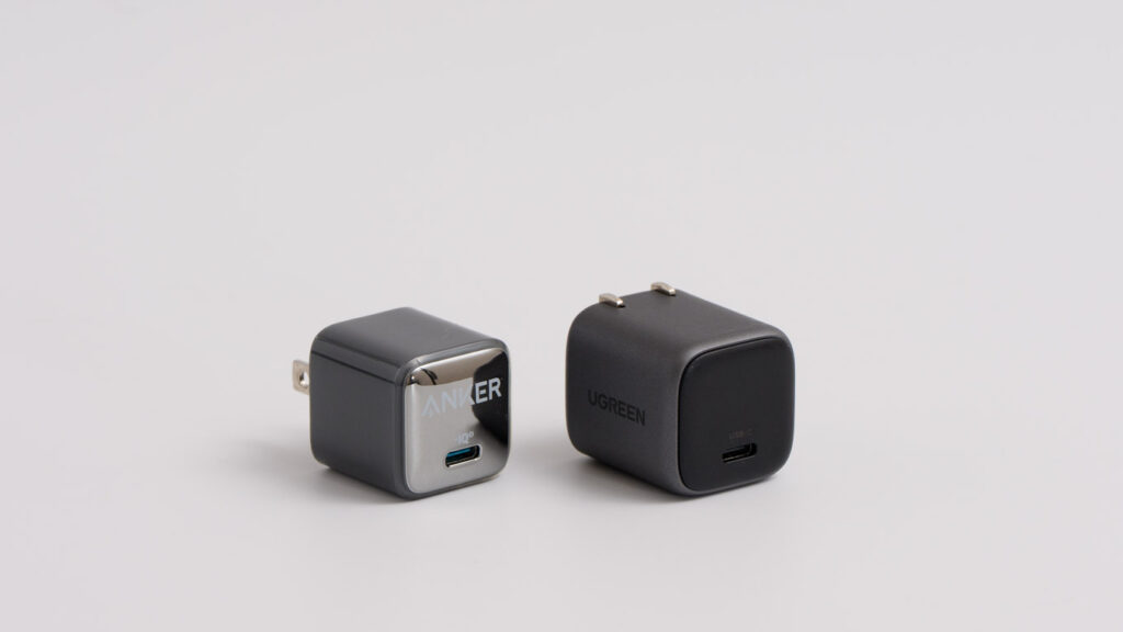 iPhone充電器のおすすめは?用途別に「失敗しない選び方」と有線・ワイヤレスの最適解を解説 2 Anker 511 Charger (Nano Pro)とUGREEN Nexode Mini 20W