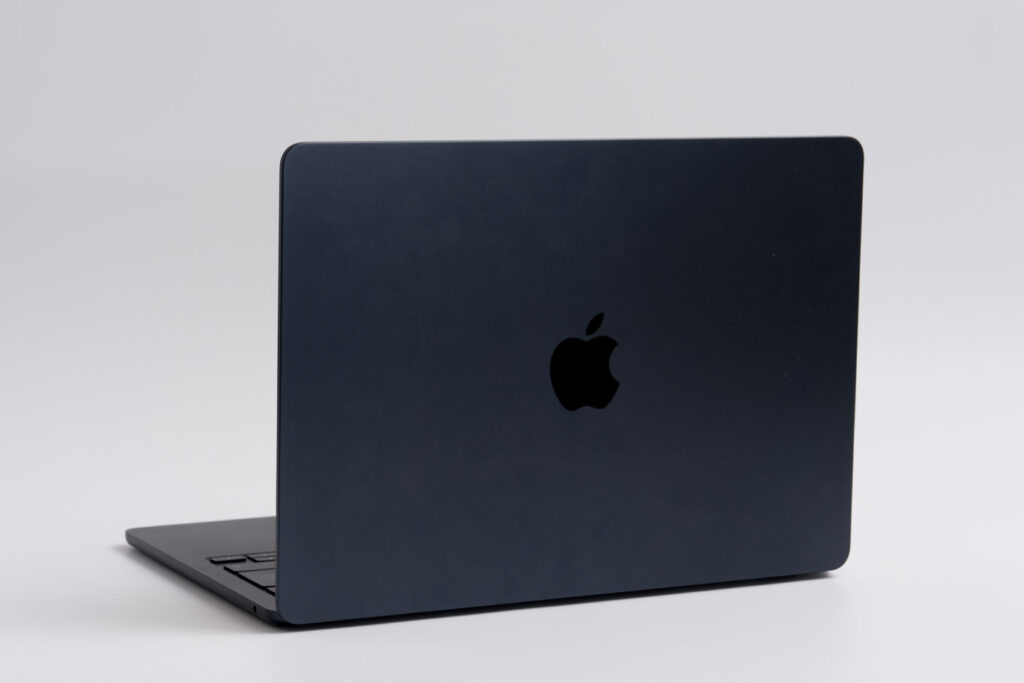 MacBookの中古はどこで買う?おすすめの購入先と知っておきたいことを解説 6 M2 MacBook Air