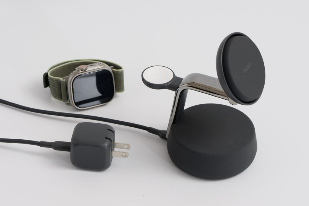 Belkin UltraCharge Pro 3-in-1 Magnetic Charging Dock with Qi2 25W