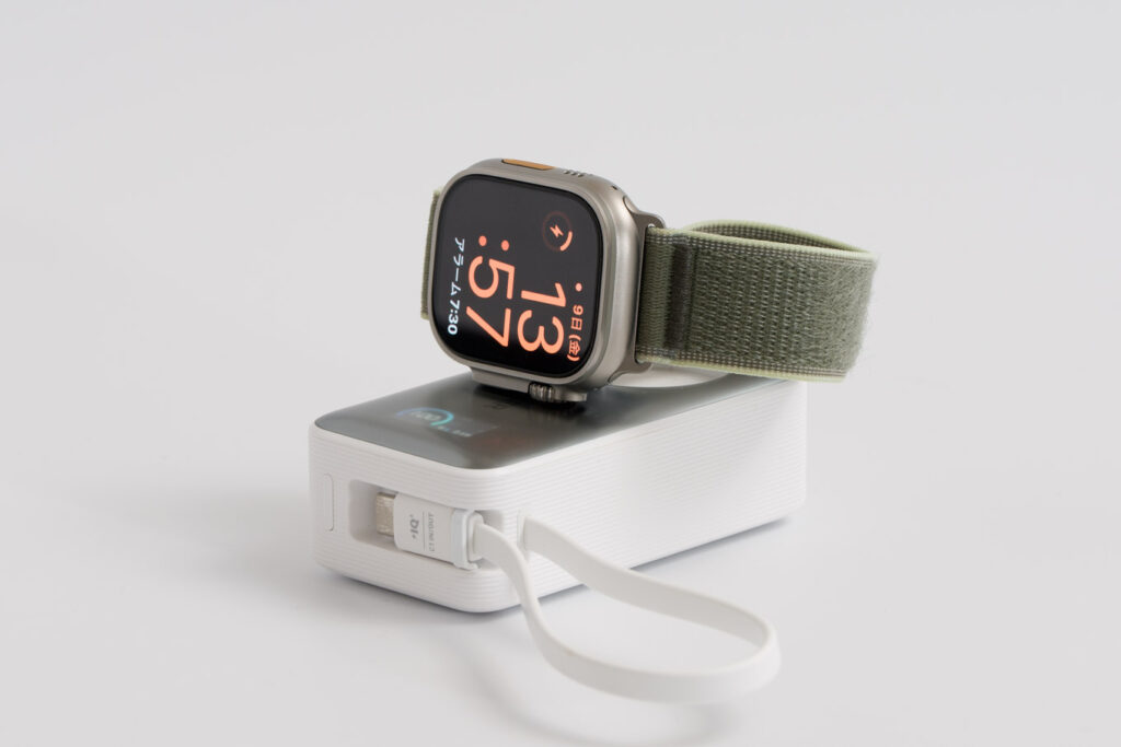 モバイルバッテリータイプのApple Watch充電器