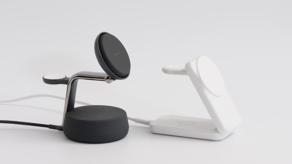 Belkin UltraCharge Pro 3-in-1 Magnetic Charging Dock with Qi2 25WとBelkin UltraCharge 3-in-1 Foldable Magnetic Charger with Qi2 25W