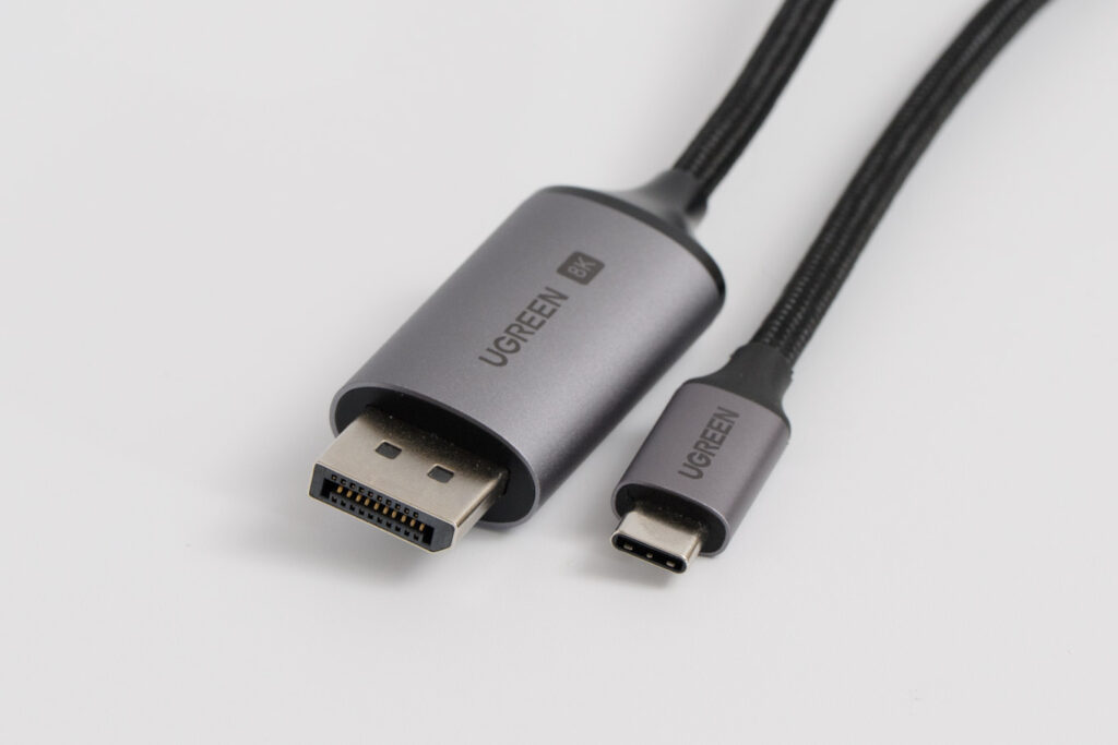 UGREEN、USB-C to DisplayPort変換ケーブル