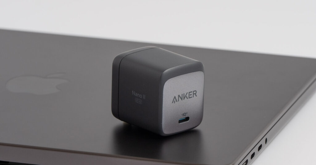 人気充電器「Anker Nano II 65W」をレビュー！スマホからノートPCをこれ1台で（アイキャッチ）