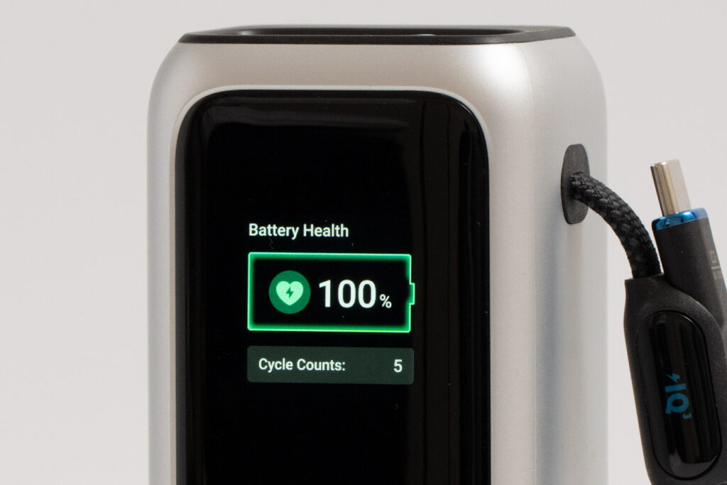 Anker Power Bank (25000mAh, Built-In & 巻取り式USB-Cケーブル)を