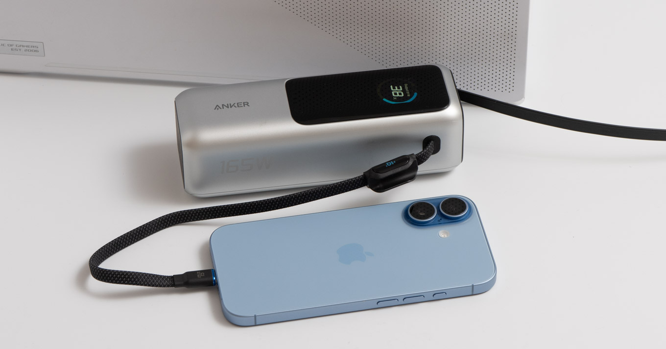 Anker Power Bank (25000mAh, Built-In & 巻取り式USB-Cケーブル)を