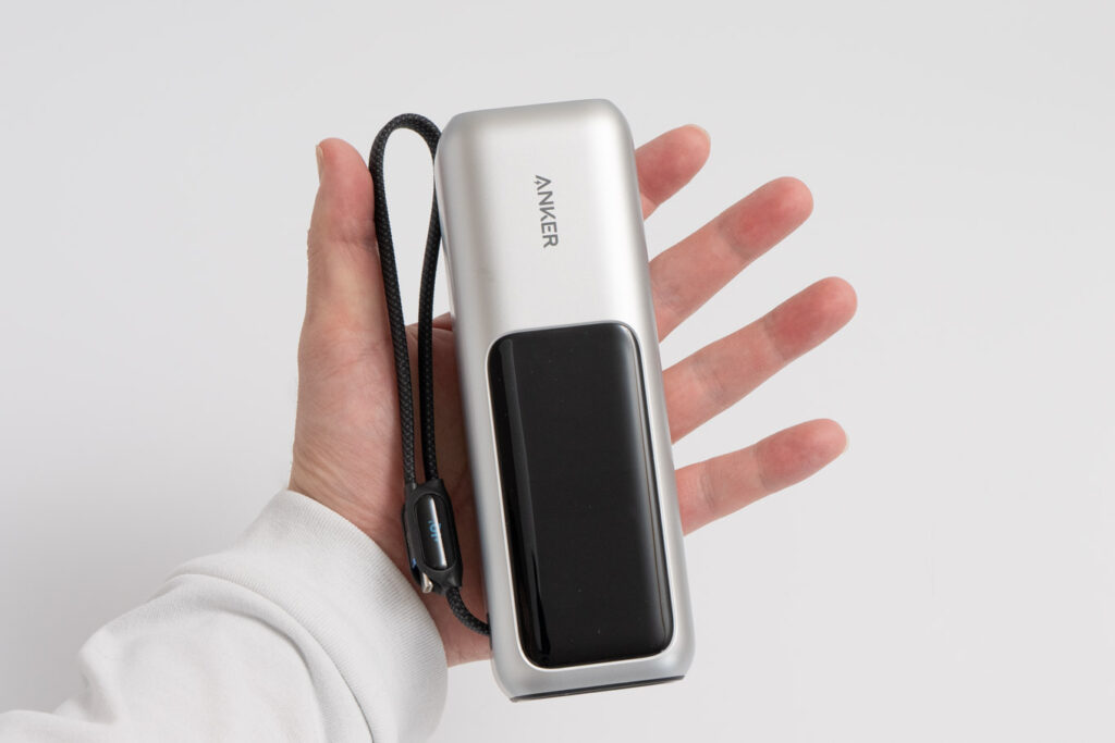 Anker Power Bank (25000mAh, Built-In & 巻取り式USB-Cケーブル)を