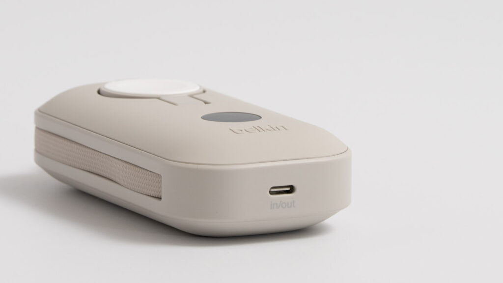 Belkin BoostCharge Pro モバイルバッテリー10KのUSB-Cポート