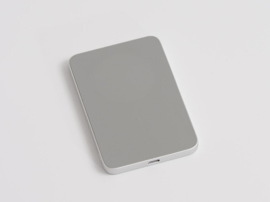 CIO SMARTCOBY SLIM Ⅱ Wireless 2.0 SS5KのQi2充電パッド面