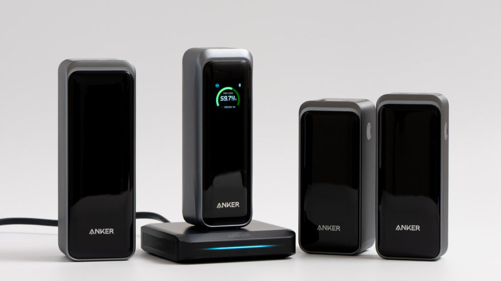 Anker Prime Charging Base (150W, 3 Ports)とAnker Primeシリーズのモバイルバッテリー