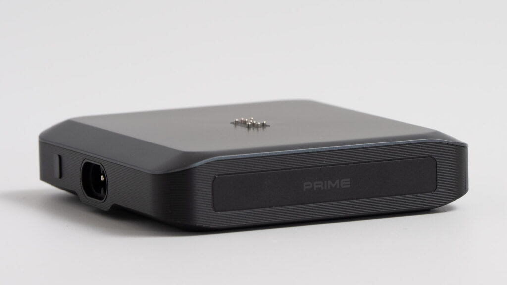 Anker Prime Charging Base (150W, 3 Ports)の側面のテクスチャ