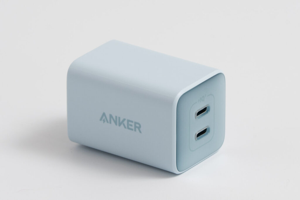 Anker 523 Charger (Nano 3, 47W)ブルーの全体外観