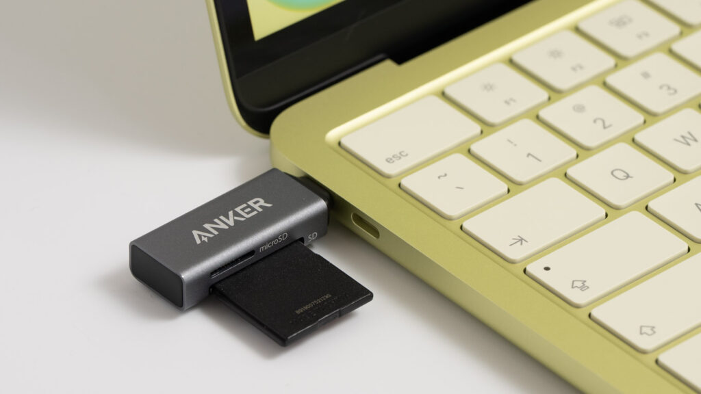 Anker USB-C 2-in-1 カードリーダー