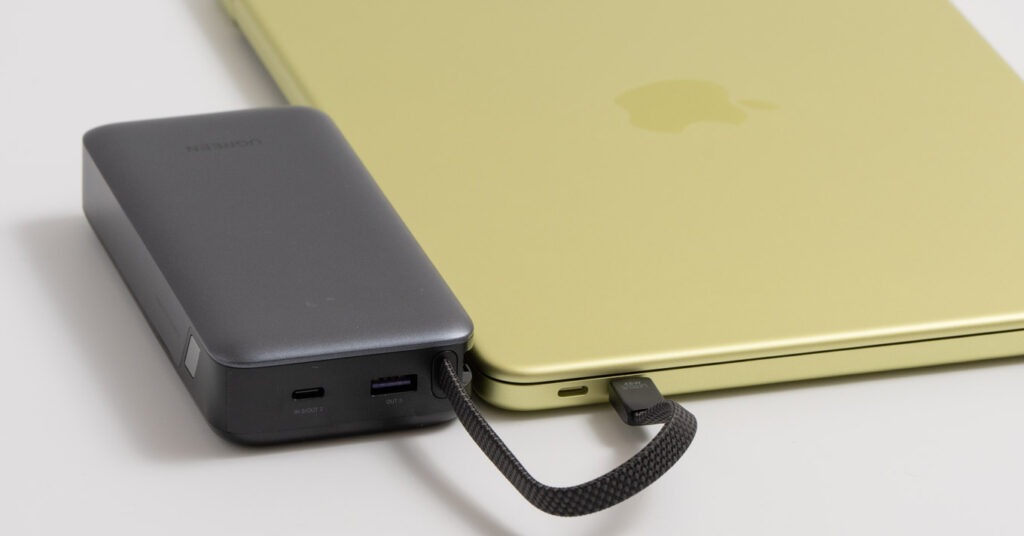 MacBook Neoにおすすめのモバイルバッテリー4選！用途別の最適解はこれ（アイキャッチ）