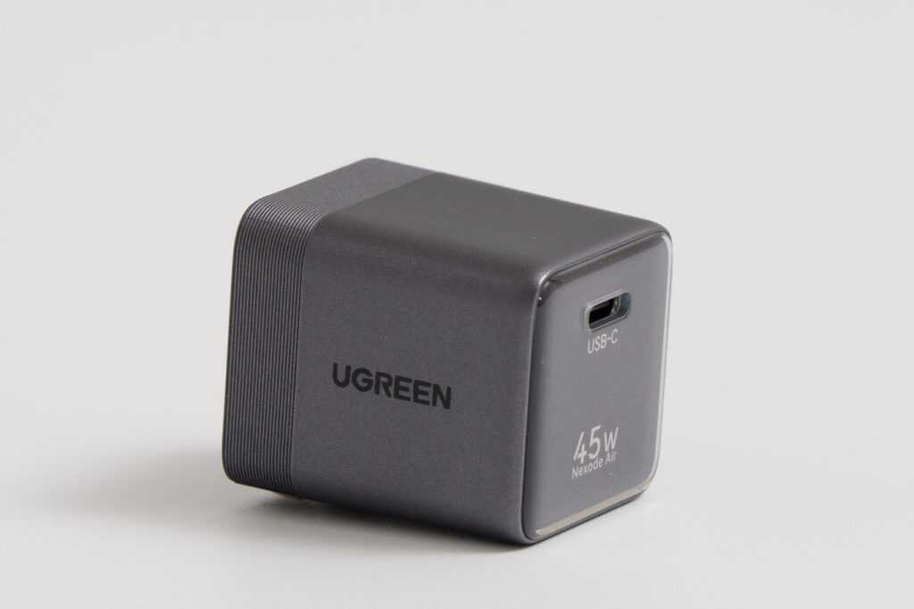 UGREEN Nexode Air 45Wの全体の外観