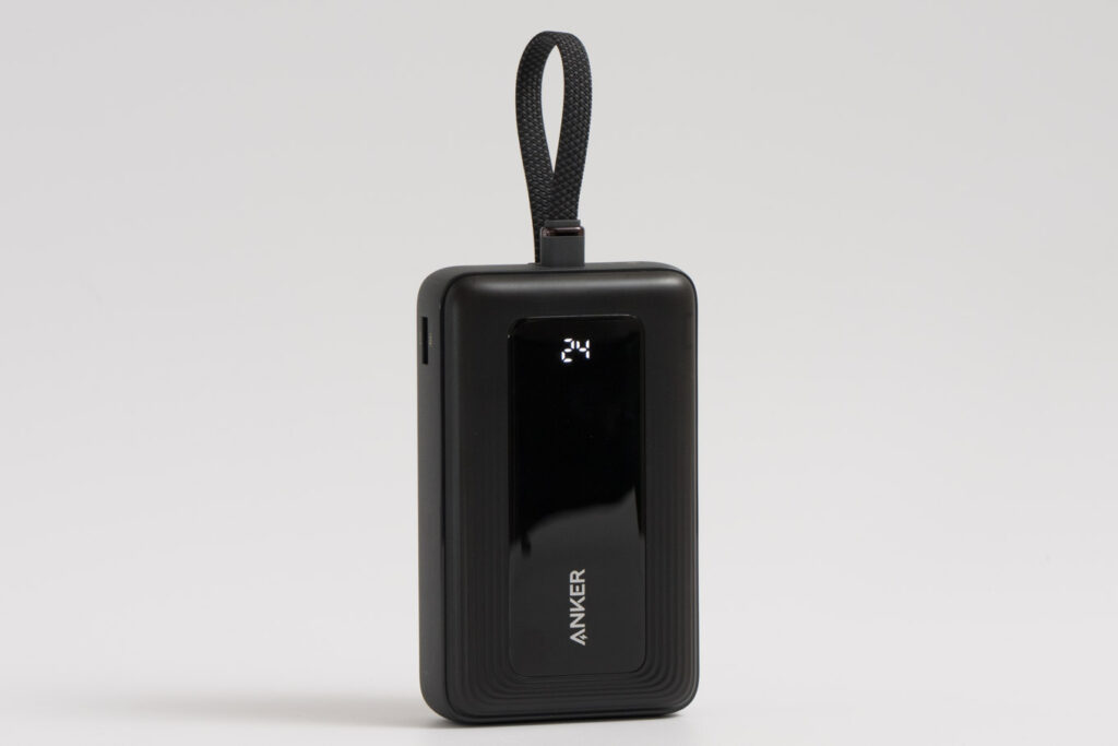 Anker Zolo Power Bank (20000mAh, 30W, Built-In USB-Cケーブル)