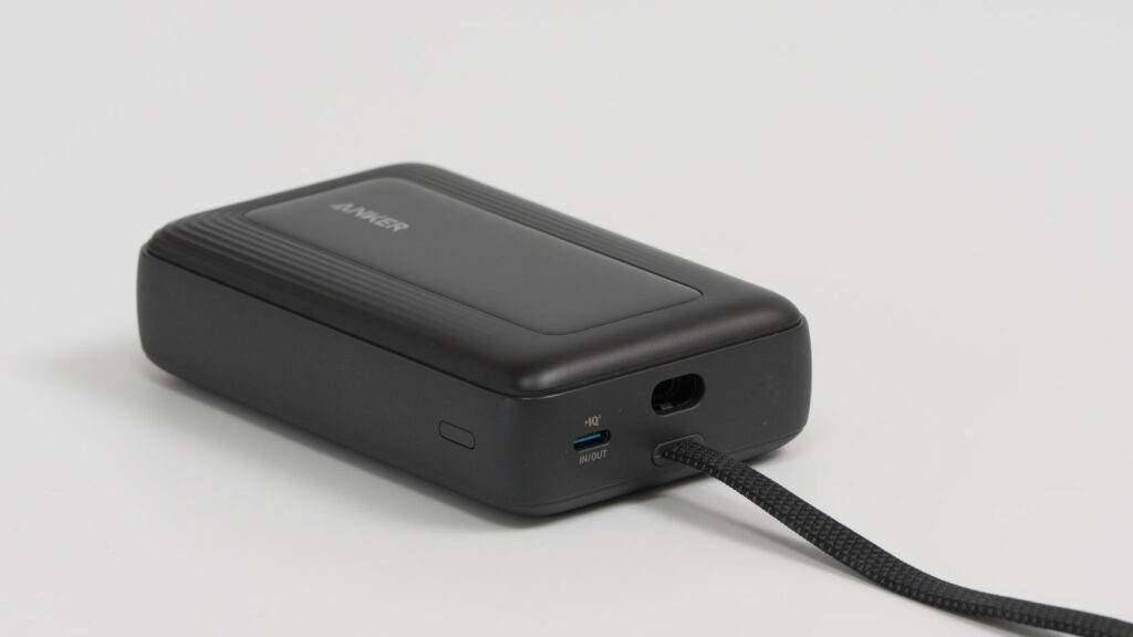 Anker Zolo Power Bank (20000mAh, 30W, Built-In USB-Cケーブル)の内蔵USB-Cケーブル
