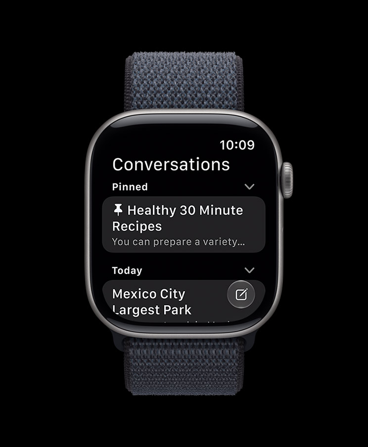 watchOS 27の専用「Siri」アプリで会話の履歴を表示している画面